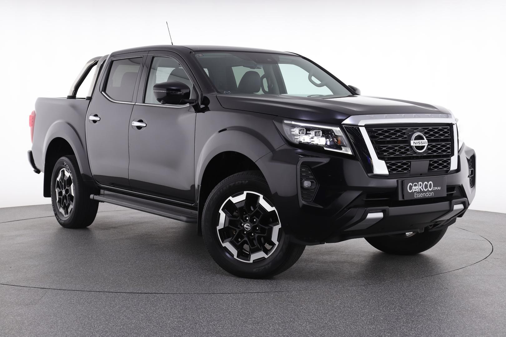 Nissan Navara image 1