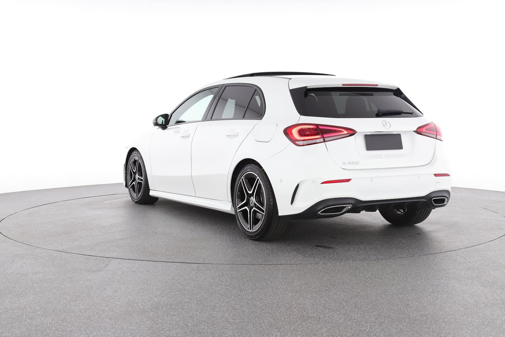 Mercedes Benz A-class image 4