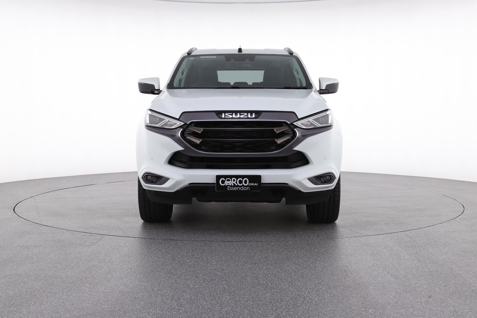 Isuzu Mu-x image 2