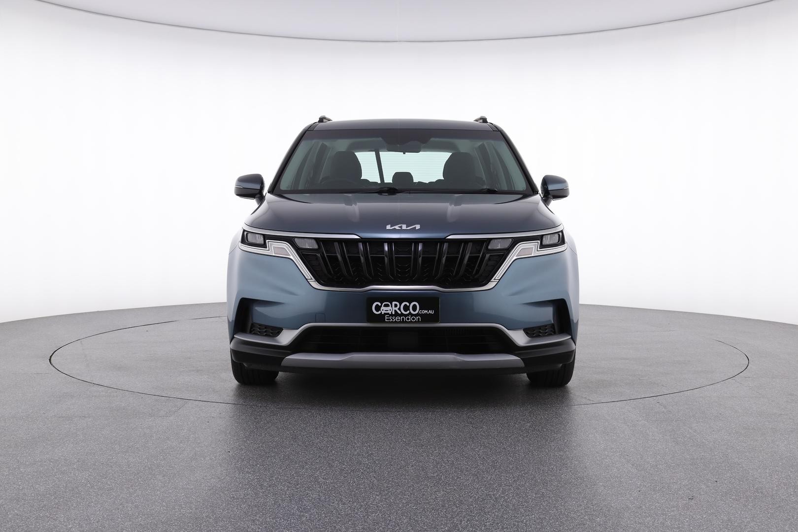 Kia Carnival image 2