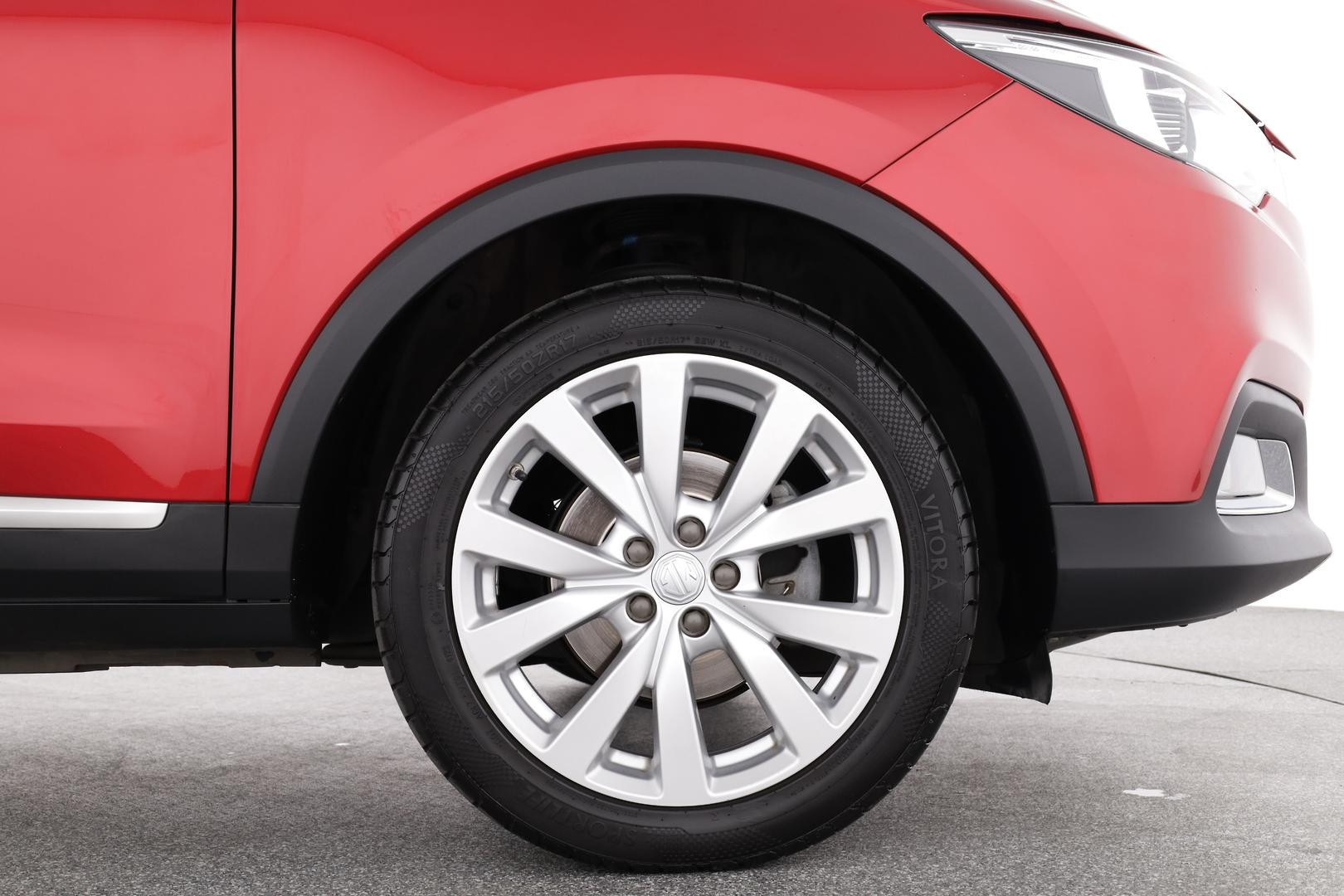 MG Zs image 2
