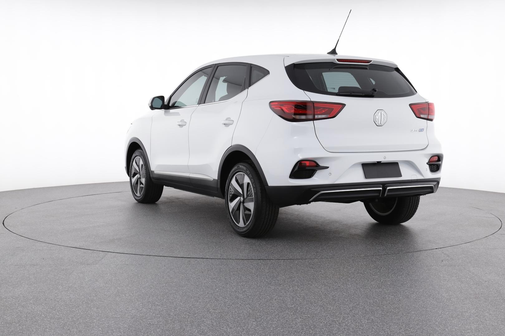 MG Zs Ev image 4