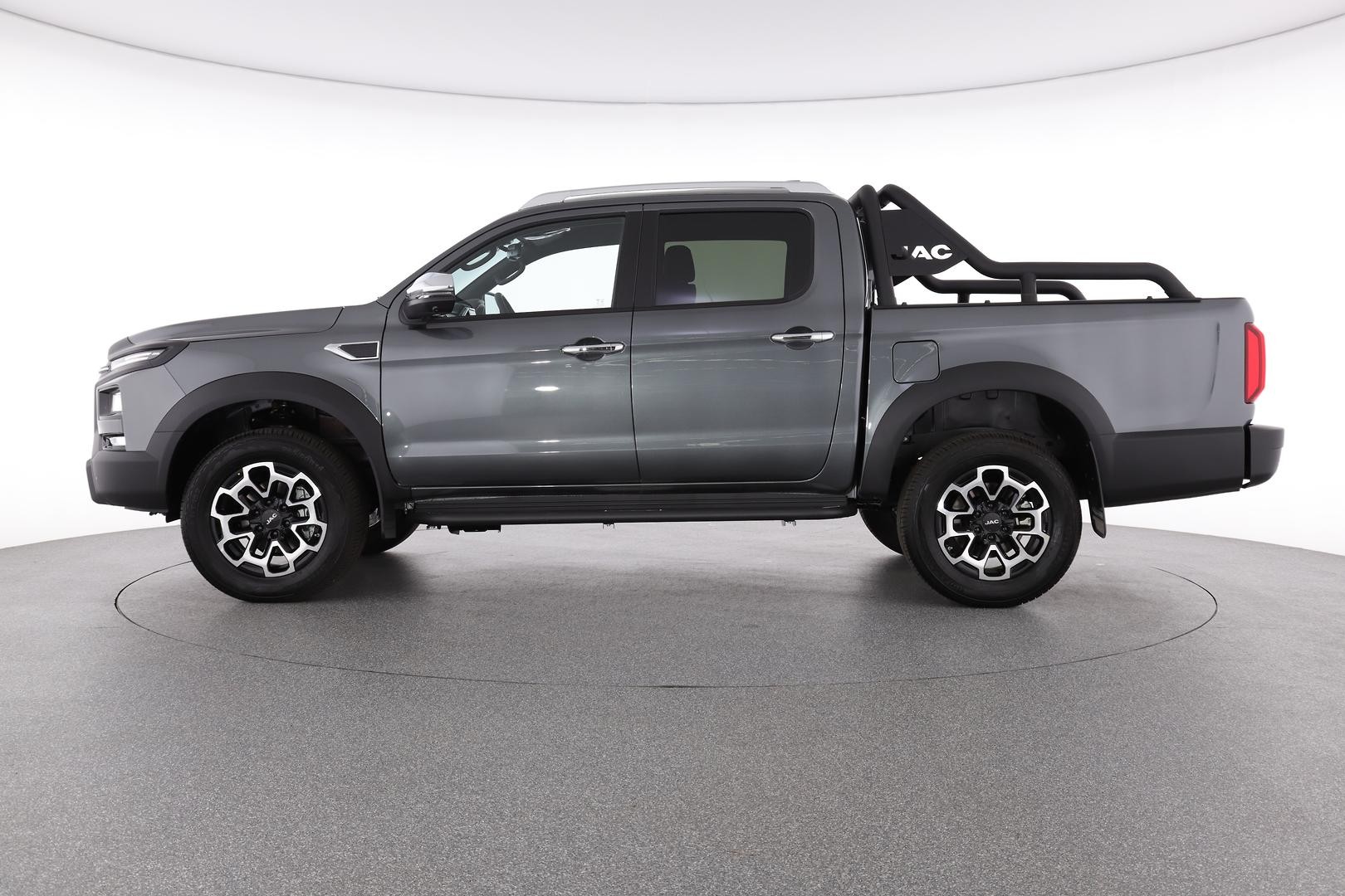 Jac T9 image 3