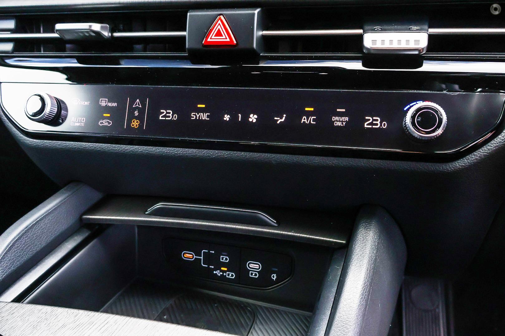 Kia Sportage image 1