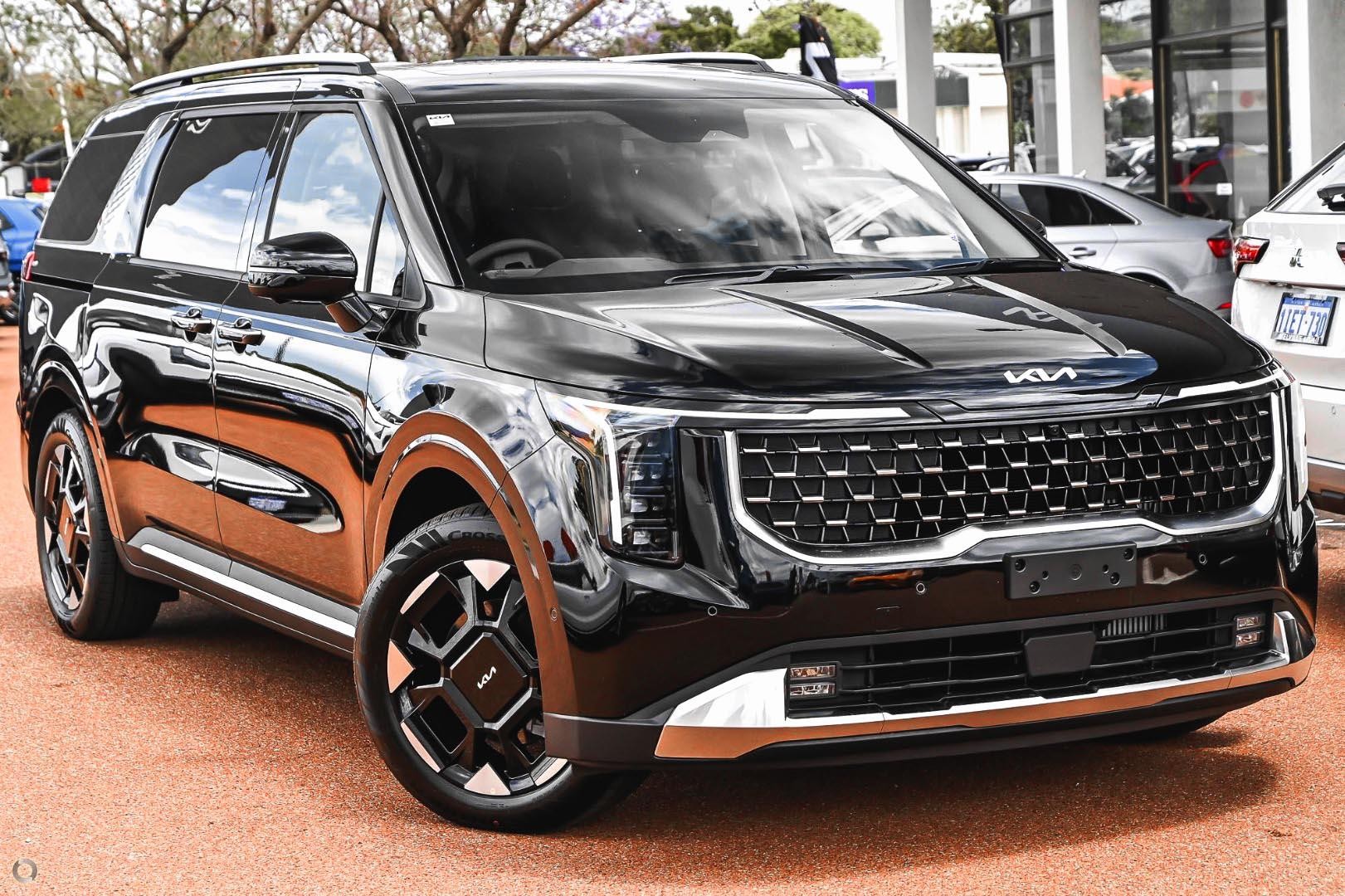 Kia Carnival image 1