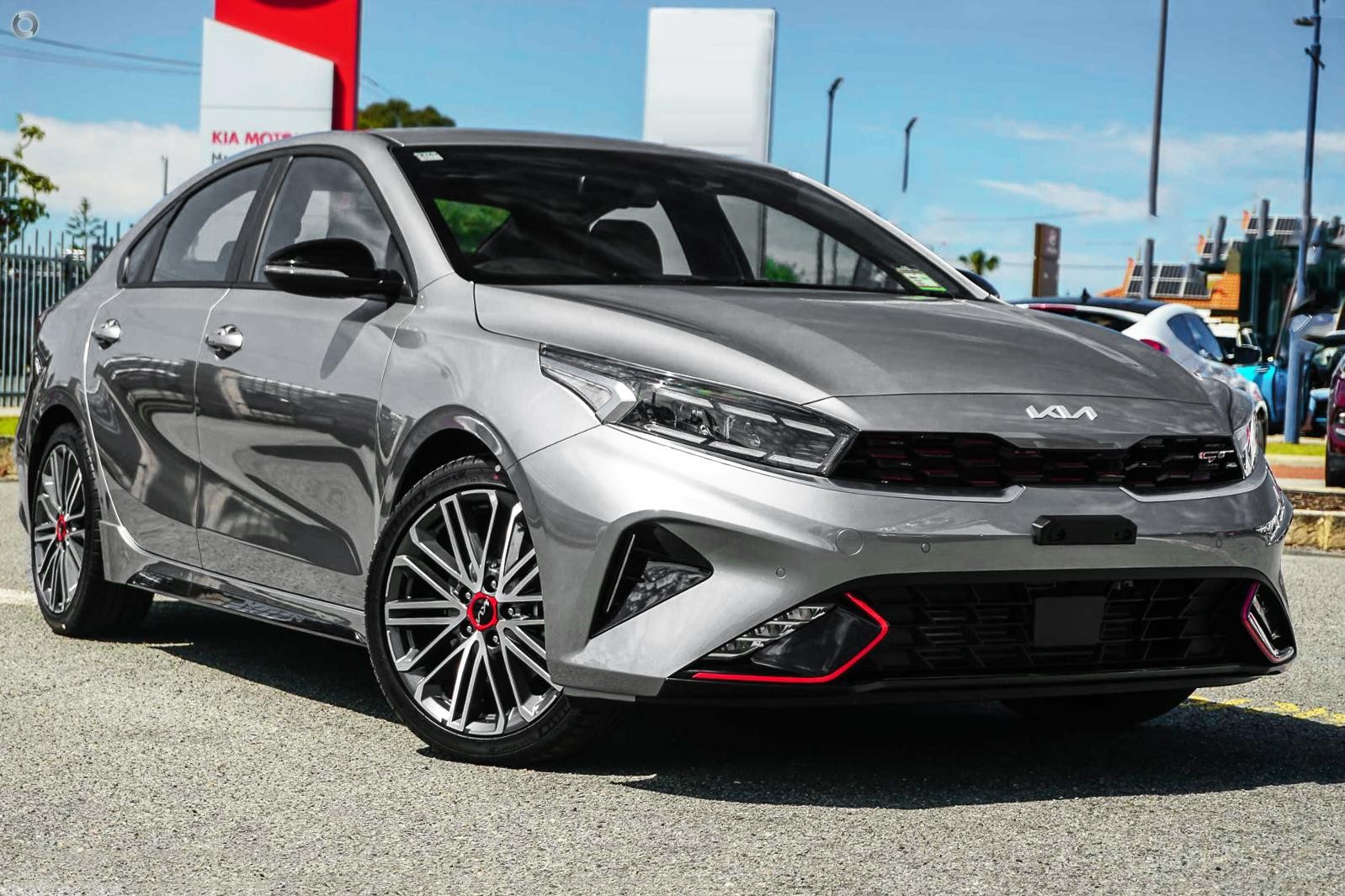 Kia Cerato image 1