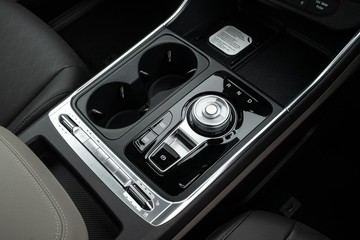 https://dvg-vehicle-assets.s3.amazonaws.com/K1023311/ashbnbwr4mxvx26vif0m6qzv1.jpg