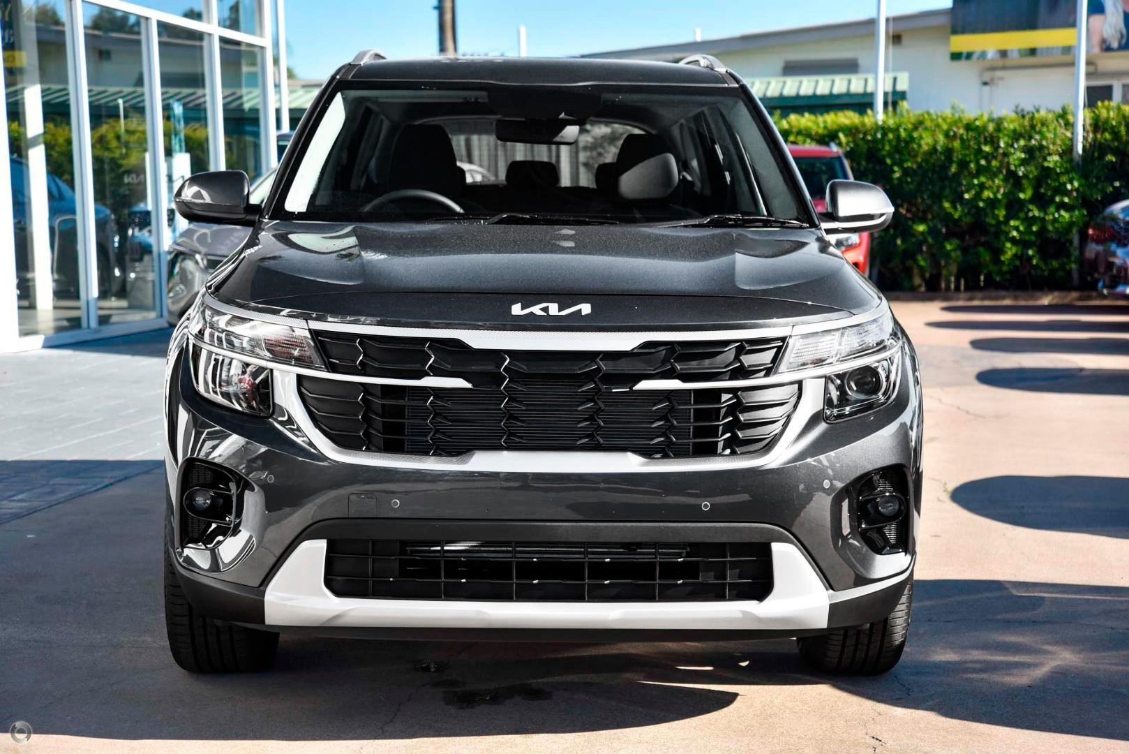 Kia Seltos image 2