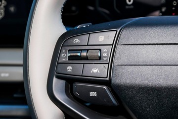 https://dvg-vehicle-assets.s3.amazonaws.com/K1029012/jjkivb39tfw33kgz1o0mosxd4.jpg