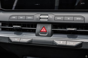 https://dvg-vehicle-assets.s3.amazonaws.com/K1043007/2uetco9xoy9aahdqt9j0srs1b.jpg
