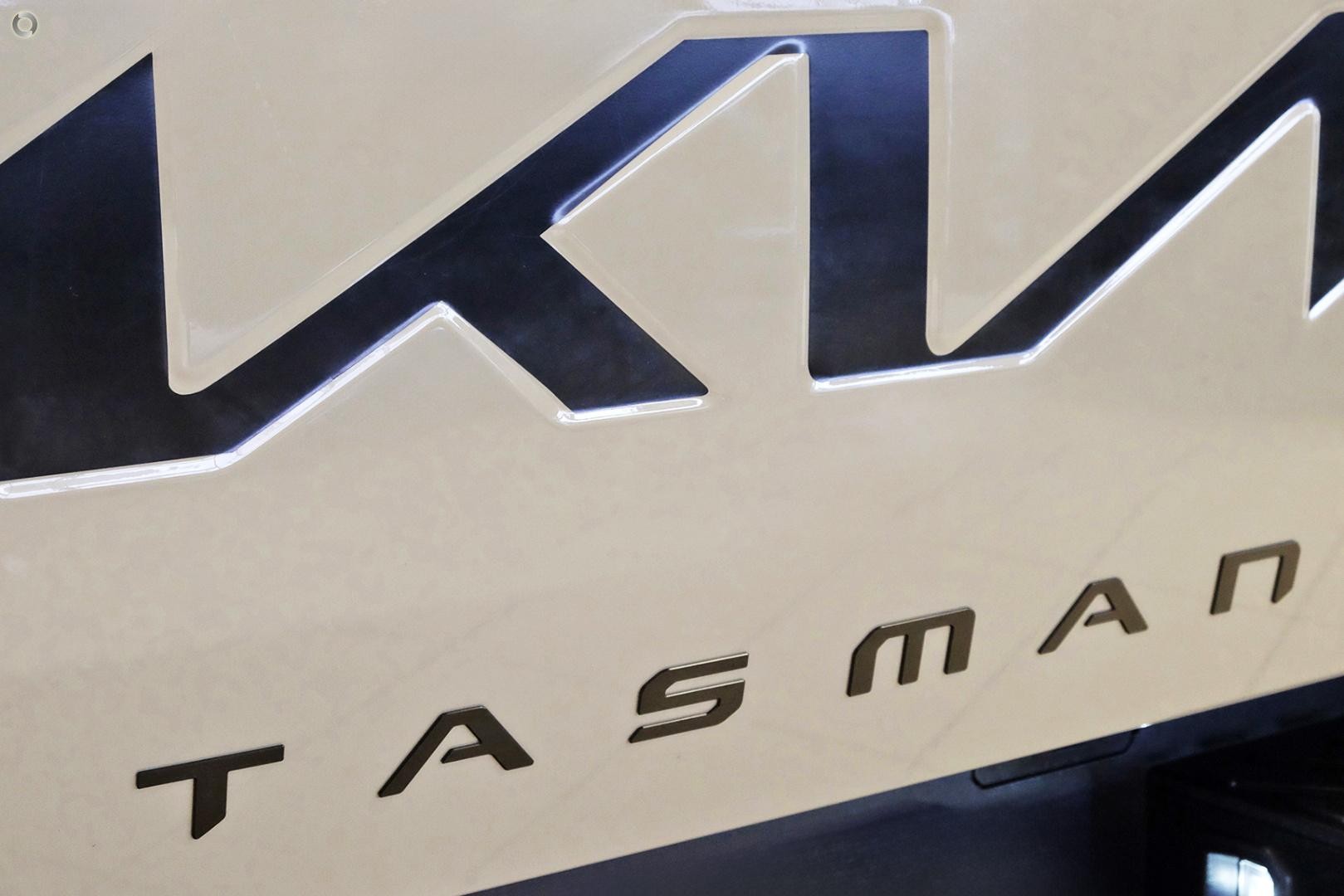 Kia Tasman image 1