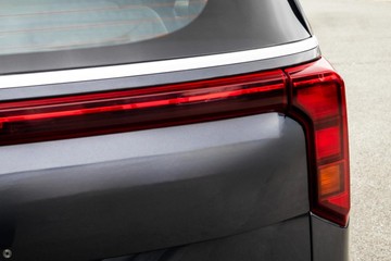 https://dvg-vehicle-assets.s3.amazonaws.com/K1065612/16d9bmjg9nszsyqk7kbim2l38.jpg