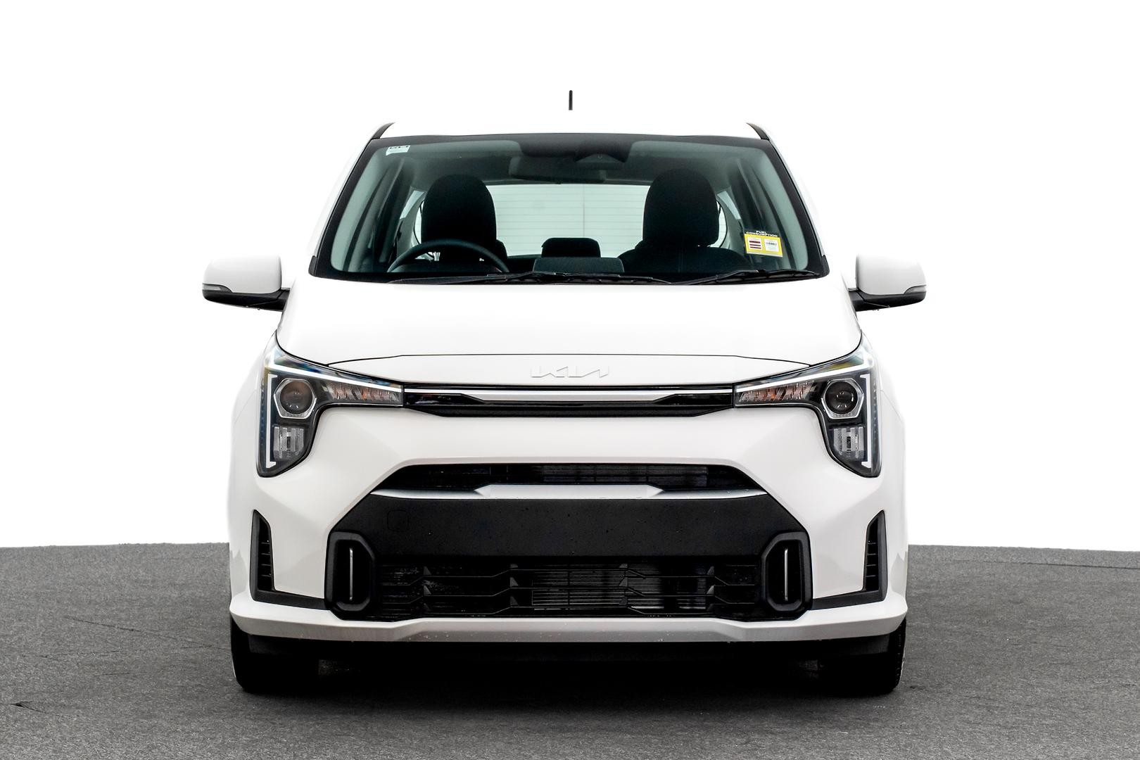 Kia Picanto image 2
