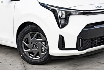 https://dvg-vehicle-assets.s3.amazonaws.com/K1069400/dxlxml6jds2wjgf3pm3nr4hbc.jpg