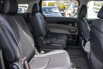 https://dvg-vehicle-assets.s3.amazonaws.com/K1069406/uld2k3lupu3nbawacxy6wubub.jpg