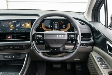 https://dvg-vehicle-assets.s3.amazonaws.com/K1077580/3ngbwg3uczvjmivmd6mz87d2j.jpg