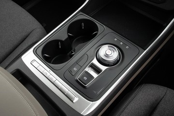 https://dvg-vehicle-assets.s3.amazonaws.com/K1077580/bvoj5xsutwvhxea6ubhexz3dl.jpg