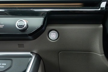 https://dvg-vehicle-assets.s3.amazonaws.com/K1084369/1yllhn6xzv3n5m4j0bvj5bd64.jpg