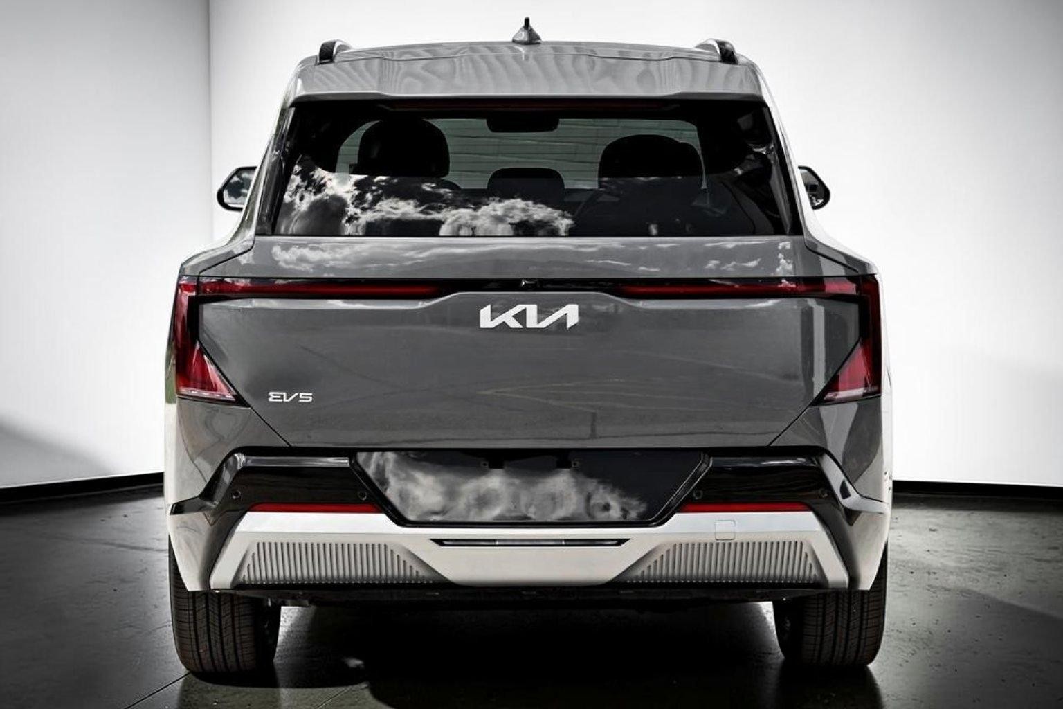 Kia Ev5 image 4