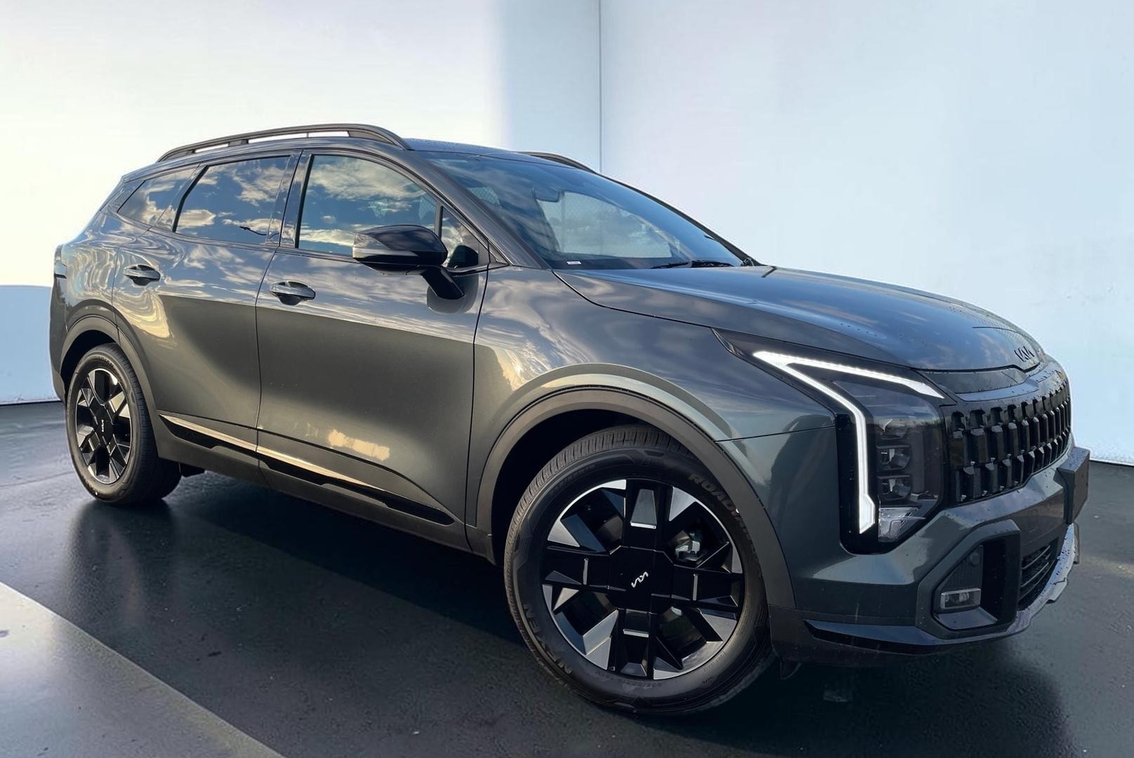 Kia Sportage image 1