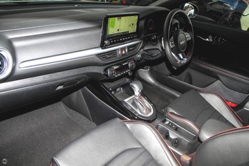 https://dvg-vehicle-assets.s3.amazonaws.com/K1117/06korlgy4lu127zokmu2q90j1.jpg