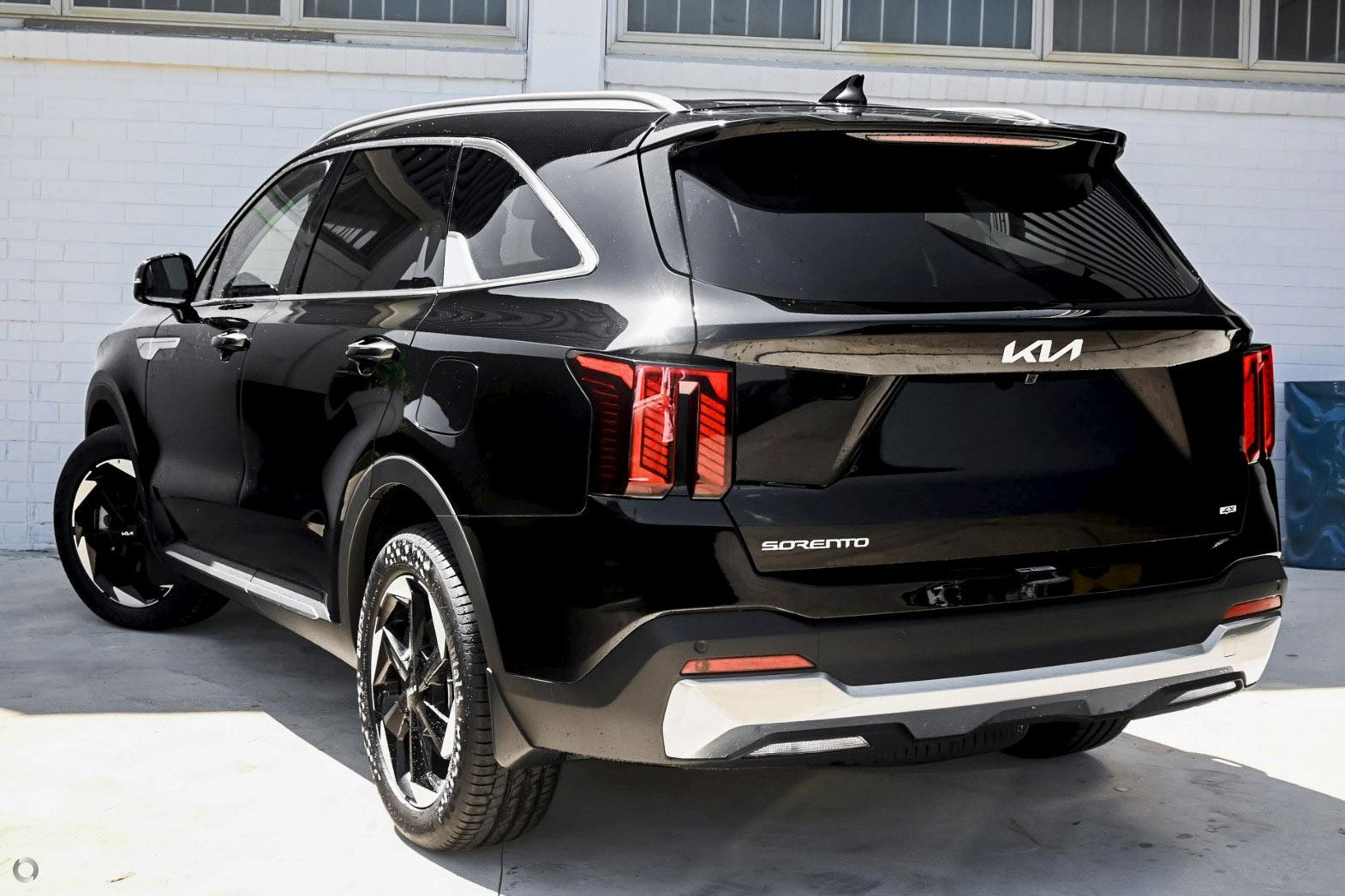 Kia Sorento image 4