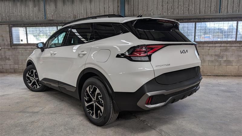 Kia Sportage image 3