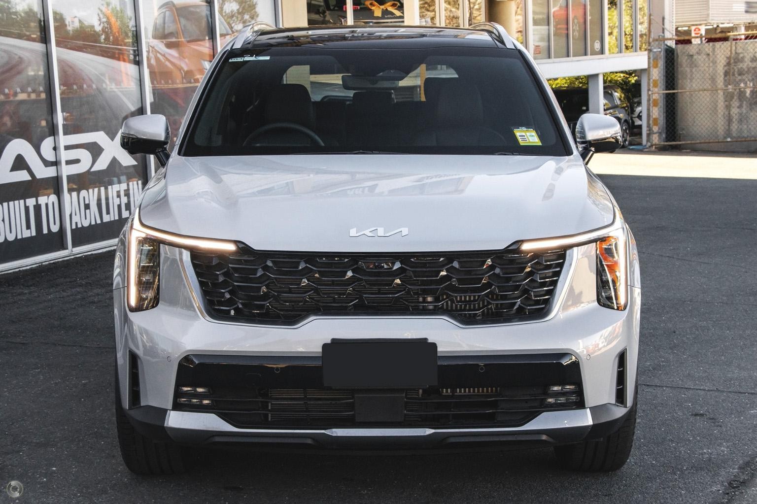 Kia Sorento image 2