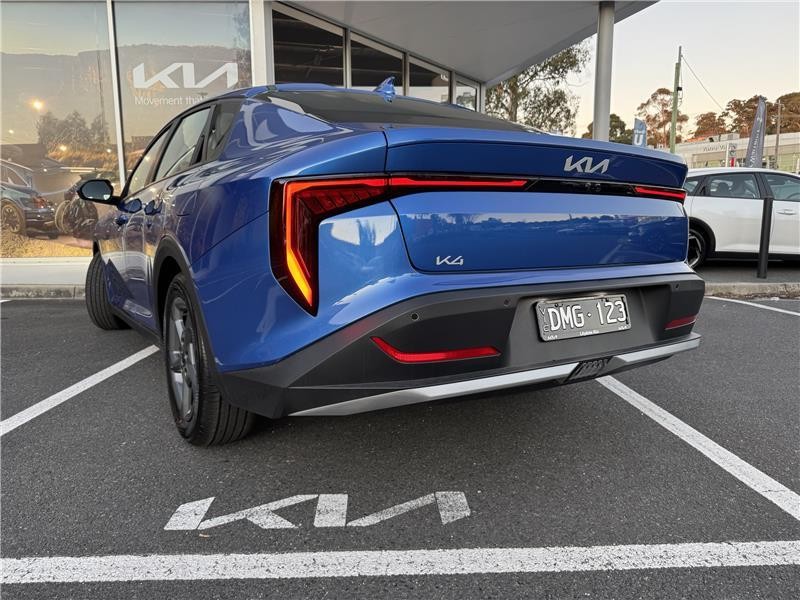 Kia K4 image 3
