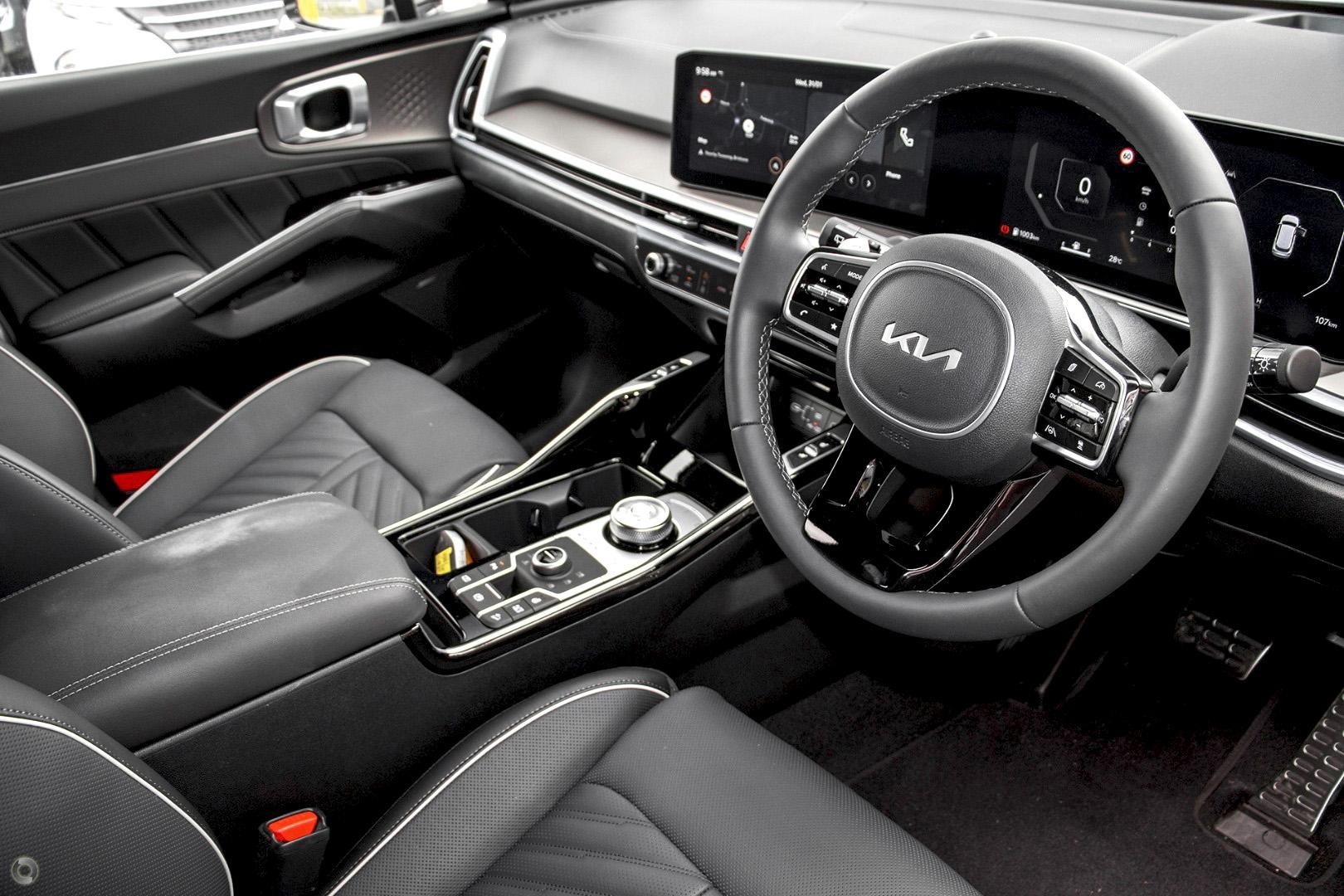 Kia Sorento image 4