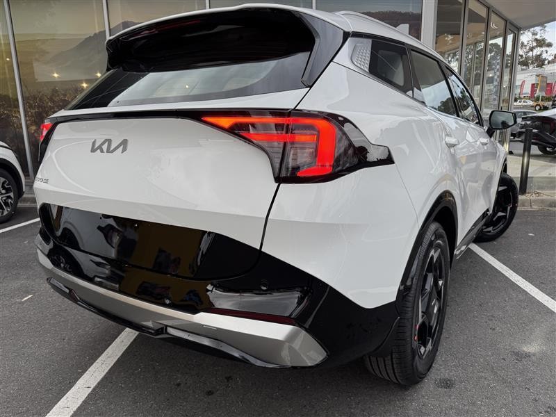 Kia Sportage image 3
