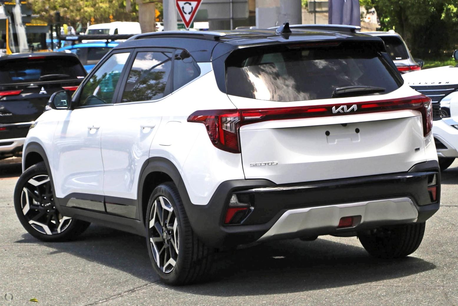 Kia Seltos image 4