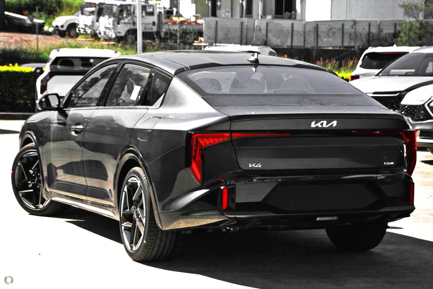 Kia K4 image 4