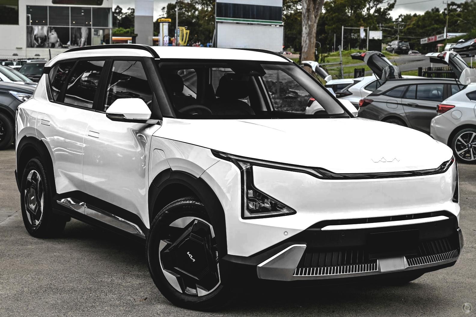 Kia Ev5 image 1