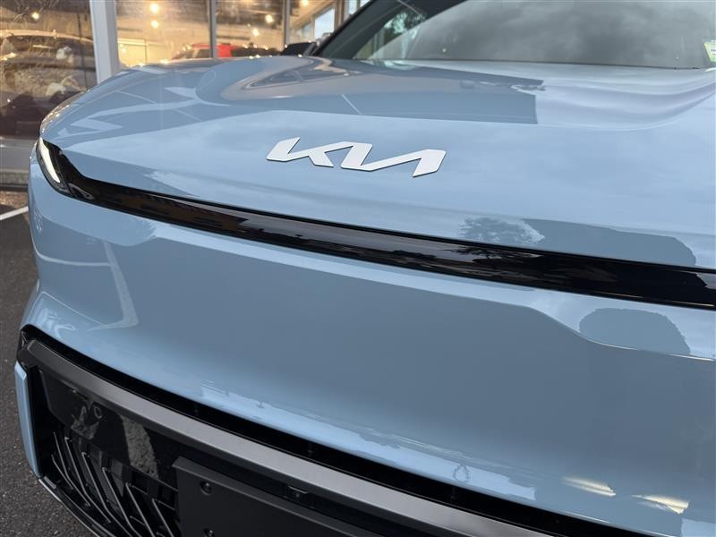 Kia Ev5 image 2