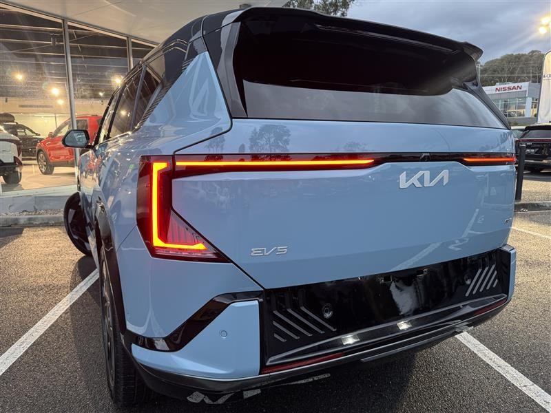 Kia Ev5 image 3