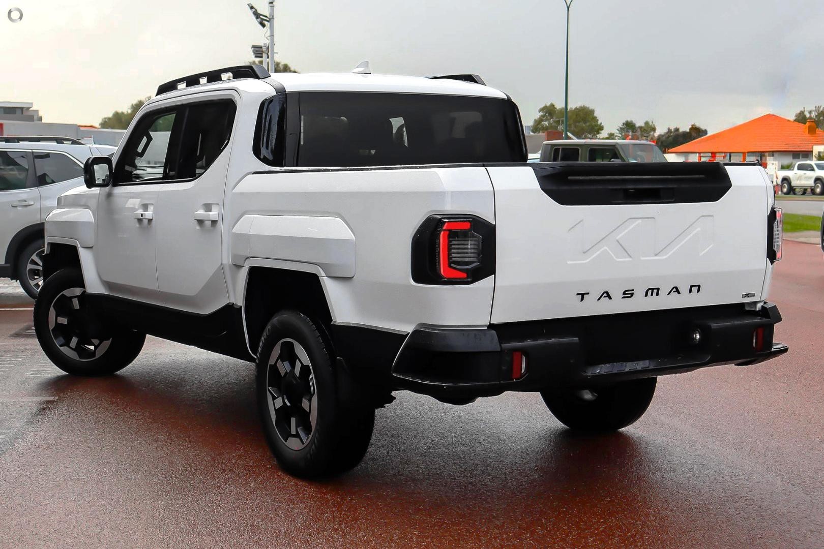 Kia Tasman image 4