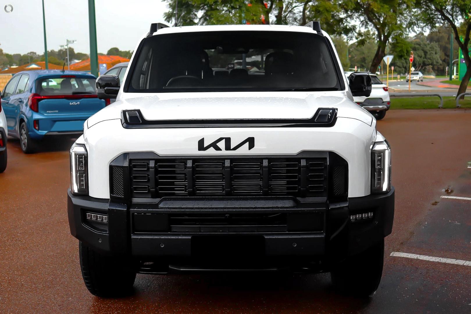 Kia Tasman image 2