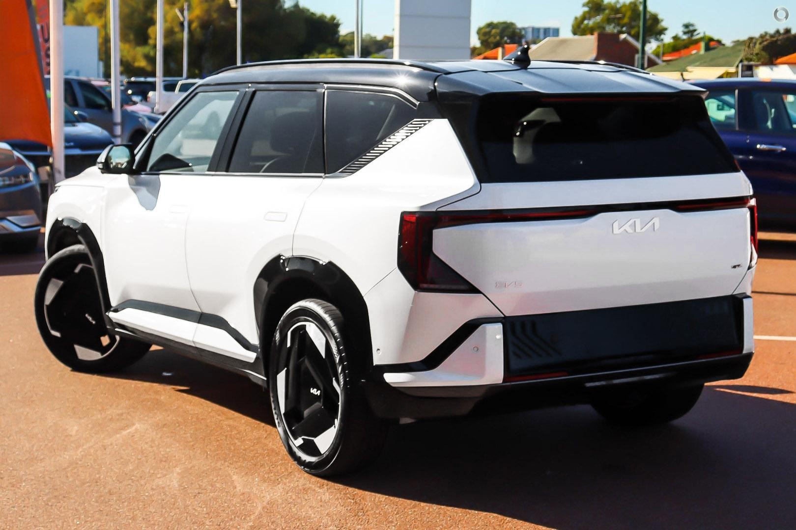 Kia Ev5 image 4