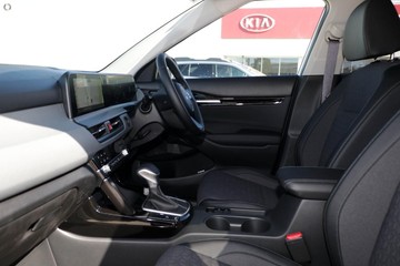 https://dvg-vehicle-assets.s3.amazonaws.com/K810925/vz8vwjyzil8tt2m8tw6bu7phc.jpg