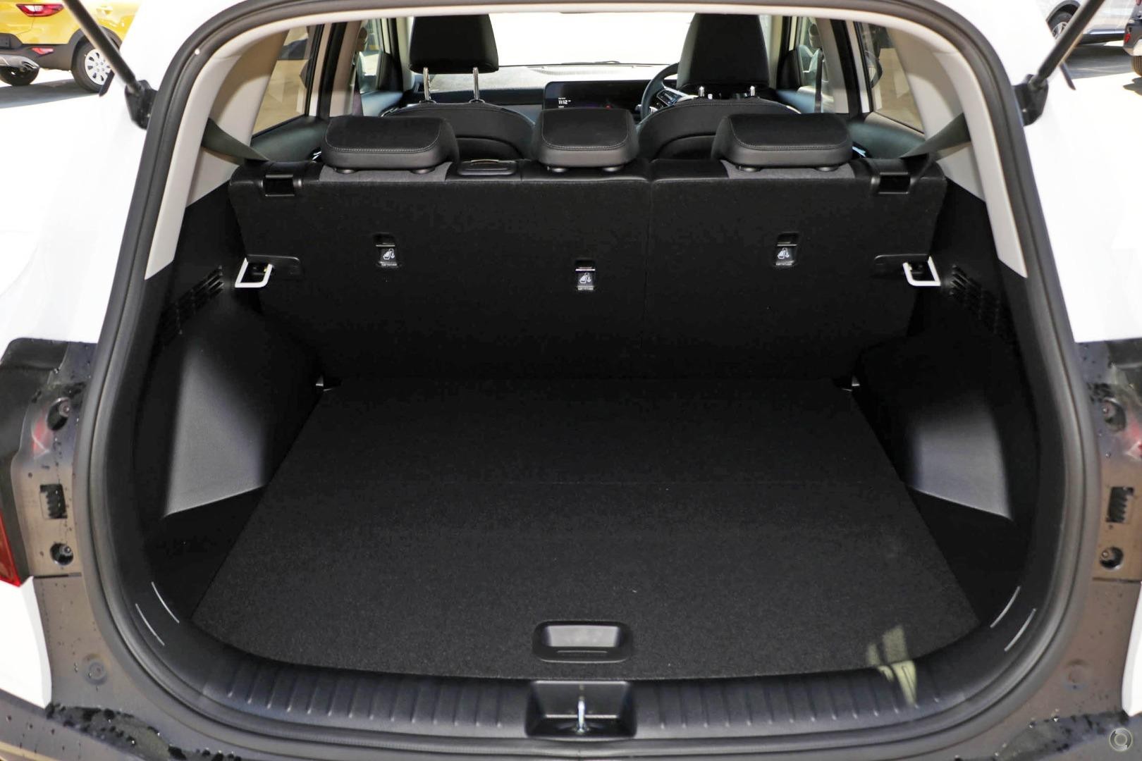 Kia Seltos image 2