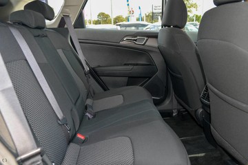 https://dvg-vehicle-assets.s3.amazonaws.com/K851300/fra6uiuz8160t0q0cfdvfqoxa.jpg