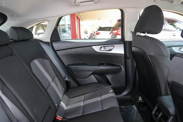 https://dvg-vehicle-assets.s3.amazonaws.com/K878629/uvh79lz4t7m9aqboi0khjvgzd.jpg
