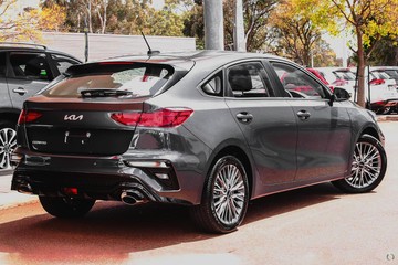 https://dvg-vehicle-assets.s3.amazonaws.com/K878629/vh2dhxh2a2alnxtm9qi2j7203.jpg