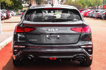 https://dvg-vehicle-assets.s3.amazonaws.com/K878629/vzr95xe9bqgjmi2b0hvy5i5j1.jpg