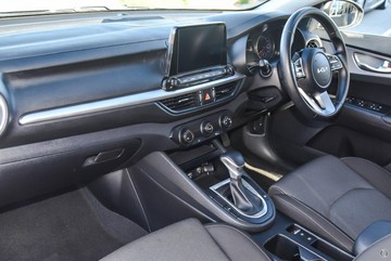 https://dvg-vehicle-assets.s3.amazonaws.com/K887695/8ax3l63ikhab9135w5iheg456.jpg