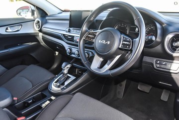 https://dvg-vehicle-assets.s3.amazonaws.com/K887695/bpbcfmxxxil9bkhudcuiucxs2.jpg