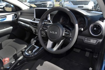https://dvg-vehicle-assets.s3.amazonaws.com/K887696/nnulb0h4al7kl18l5e99b41gd.jpg