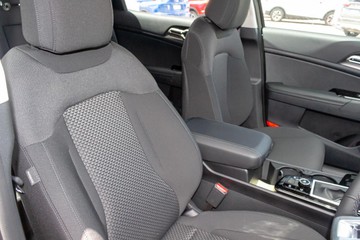 https://dvg-vehicle-assets.s3.amazonaws.com/K887733/ymuowvwna9sgeb4x6lnmpdxnb.jpg