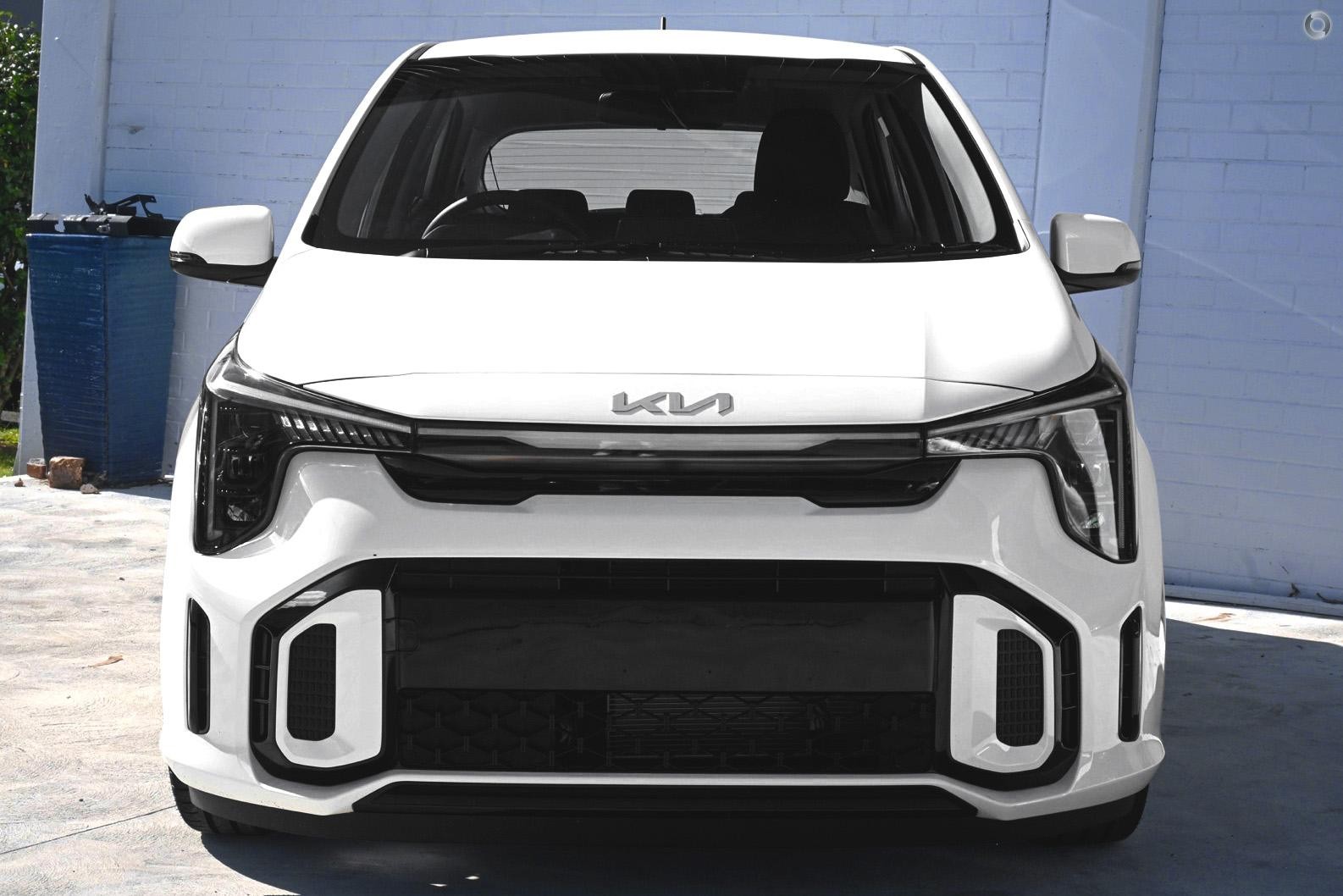 Kia Picanto image 2